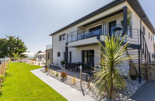 Prefailles House | Gîtes avec piscine chauffée proche plage. Jardin, spa, BBQ, Wifi. Ch. bébé incluse - FR-1-306-1209