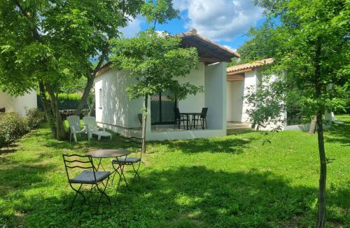 Aveze Apartment | Gîtes Boisé en Cévennes - Ô Jardin d'À Côté pour 2 pers max
