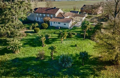 Valence-sur-Baise House | Gîtes Charme et Cosy avec piscine - Le Clos Boissière
