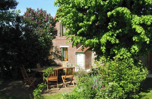 Roncherolles-en-Bray House | Gîtes de France® - Le Tilleul