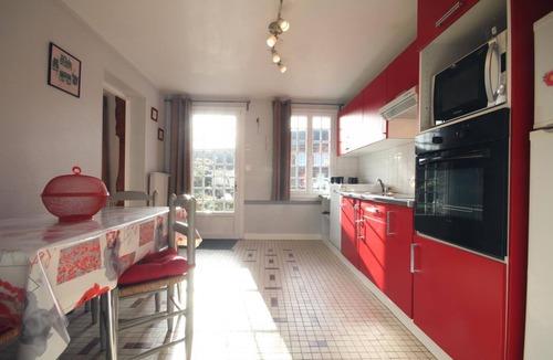 Franqueville-Saint-Pierre House | Gîtes de France® - Le Clos des Fleurs