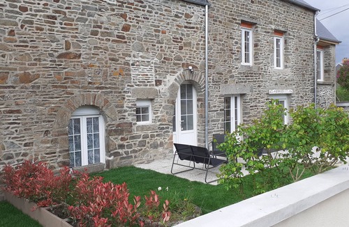 Saint-Pierre-du-Regard House | Gîtes des Vergers "Les Pruniers" in Suisse Normande