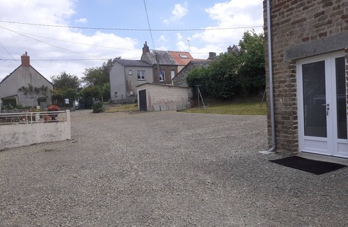 Saint-Pierre-du-Regard House | Gîtes des Vergers "Les Pruniers" in Suisse Normande