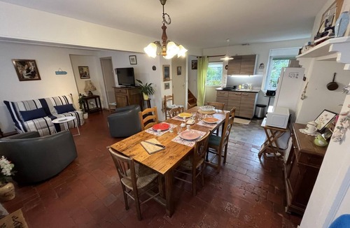 Saint-Martin-aux-Buneaux House | Gîtes de France® - Le Petit Marché