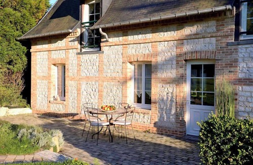 La Mailleraye-sur-Seine House | Gîtes de France® - Le Pas Grillant