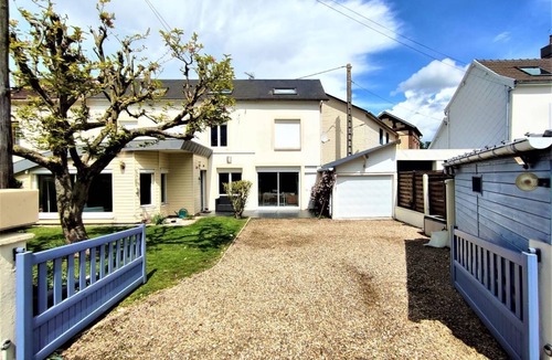 Mont-Saint-Aignan Apartment | Gîtes de France® - Le Puits du village