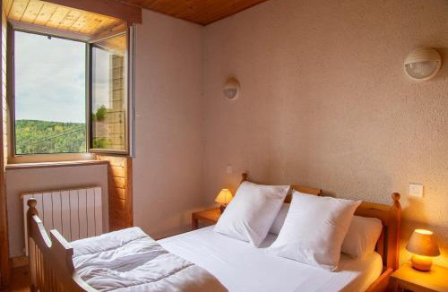 Villeneuve House | Gîtes de france 3 épis 6/7 pers à la chaze