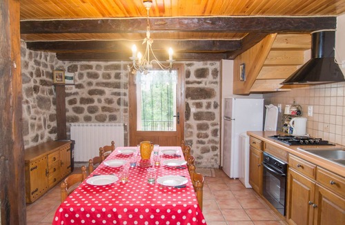 Pied-de-Borne House | Gîtes de France 6/8 pers in La Bessière