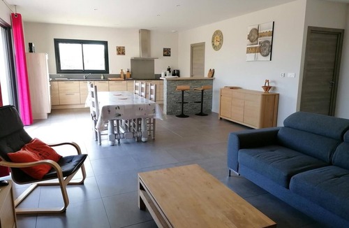 Serignac House | Gîtes de France® - La Bouysse