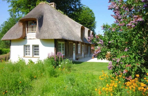 Ermenouville House | Gîtes de France® - La Douce Chaumière