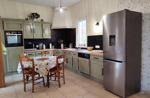 Drosay House | Gîtes de France® - La Malandaine