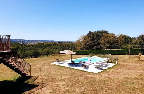 Prudhomat House | Gîtes de France® - La Terrasse de Loubejou