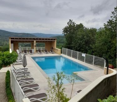 Lagorce House | Gîtes de l'Esquirou