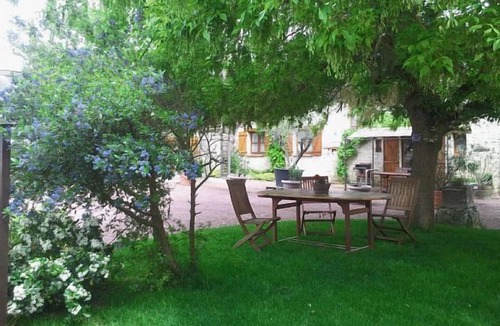 Poligny Cottage | Gîtes de la Fontaine Gargot for 7 people