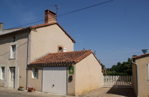 Lathus-Saint-Remy House | Gîtes de La Gartempe : Saint-rémy