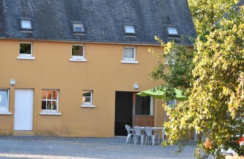 Tribehou House | Gîtes de la terrette