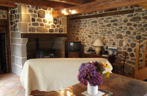 Saignes House | gîtes des abeilles