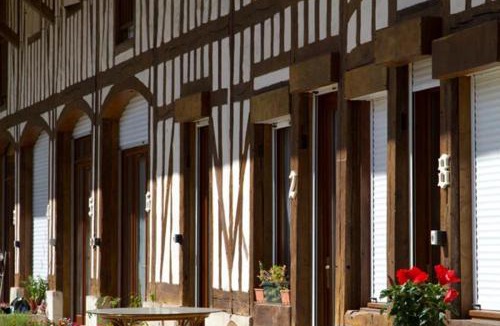 Crespy-le-Neuf Apartment | Gîtes du Château de Crespy