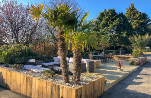 Yffiniac House | Gîtes du Domaine du Grenier