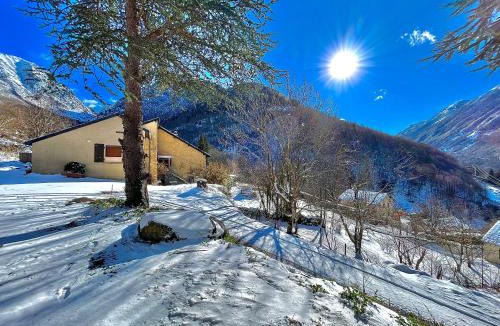 Merens-les-Vals Ski Chalet | Gîtes du Soula