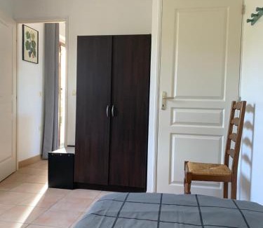 Tourreilles House | gîtes "Entre les Vignes"