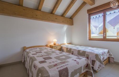 Saint-Georges-des-Hurtieres House | Gîtes de la Bresse