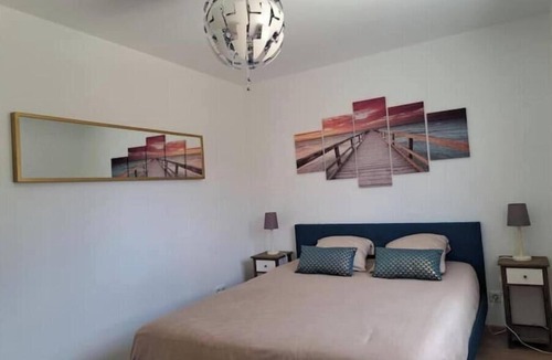 Saint-Medard-de-Guizieres Hotel | Gîtes À LA source "La Dronne" accommodation