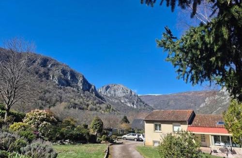 Tarascon-sur-Ariege Apartment | Gîtes le Clos des Pradals