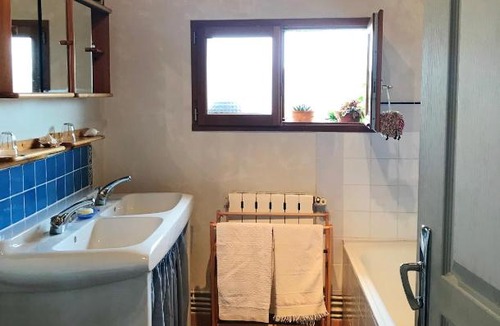 Navas House | Gîtes le Mas Barral