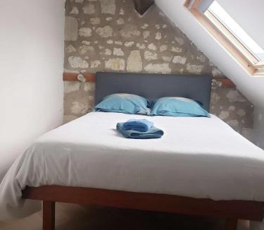 Allonnes House | Gîtes Les Volets Rouges d'Allonnes