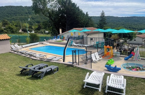 Darbres House | Gîtes PISCINE + JEUX SOLARIUM relaxation - 59m² - ARDÈCHE Sud