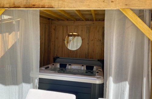 Pouydesseaux House | Gîtes & Spa de charme " Ploum"