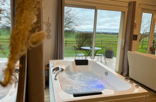 Courgains House | Gîtes & SPA du bien-être