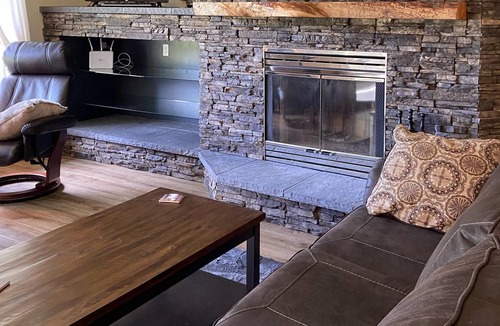 Leavenworth Condo | G-5 Condo-Ensuite-Comfort-Golf view