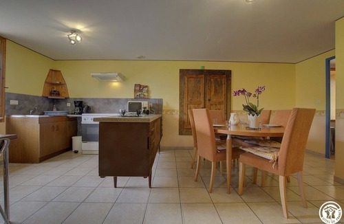 Chezery Forens House | G104010 - Chezery-forens