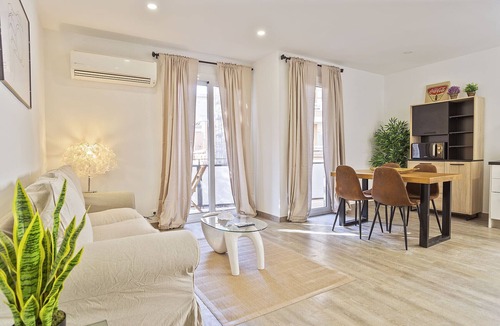 Les Corts Apartment | G22