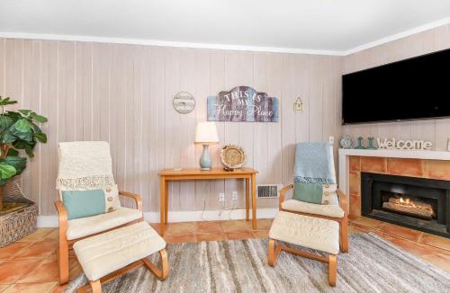 Townsite House | G222 - Paradise Found