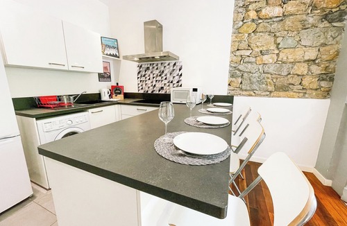 Quartier Chorier-Berriat Apartment | #G3 |The authentic 🏮| T2 downtown | Balcony, tramway