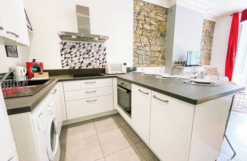 Quartier Chorier-Berriat Apartment | #G3 |The authentic 🏮| T2 downtown | Balcony, tramway