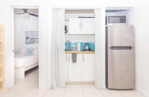 Mid Beach Apartment | GA Ocean Villa