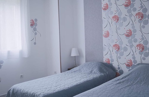 Castelsarrasin Bed & Breakfast | Gabin offers tranquility, comfort and independence for families and couples.