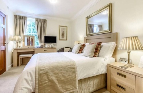 Ablington Cottage | Gable Cottage 2 BED 1 BATH