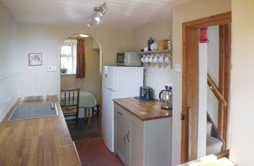 Leek Cottage | Gable Cottage - E3386