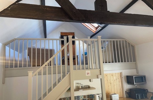 Oakham Cottage | Gable Cottage