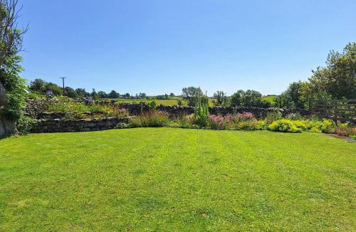 Ingleton House | Gable End Cottage