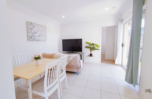 Box Hill House | Gables/Box Hil/Maraylya 2Br granny flat with WiFi