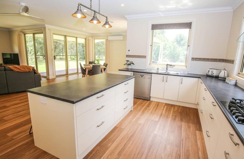 Wandiligong House | GABLES: Wandiligong township