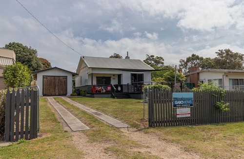 Mallacoota House | Gabo Views waterfront.