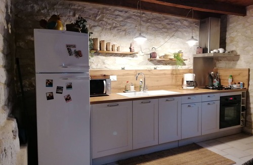 Valprionde House | Gabriel" gite sleeps 9+ 2 shower rooms