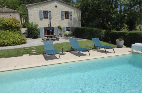 Valprionde House | Gabriel" gite sleeps 9+ 2 shower rooms
